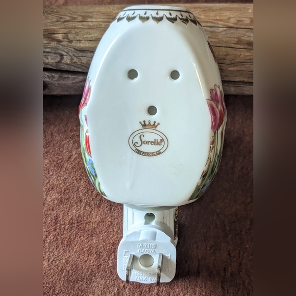 Sorelle Fine Porcelain Night Light - Picture 9 of 11